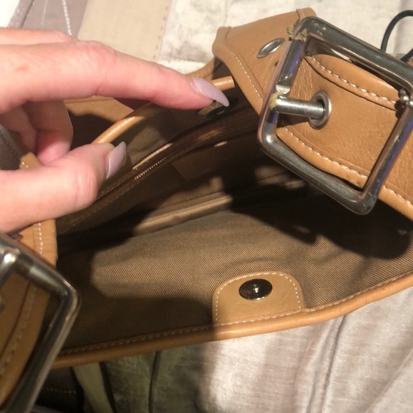 Coach Leather shoulder Bag - Picture 5 of 15